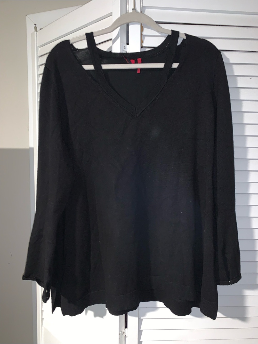 Love Scarlet Plus Size Women’s Cutout V-Neck Sweater